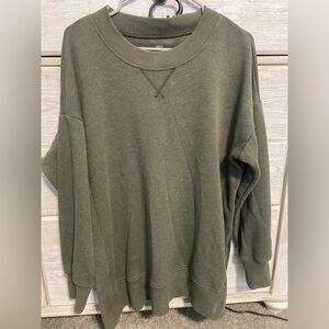 Aerie Oversized Sweatshirt / Women’s Small / Olive green - dark gray